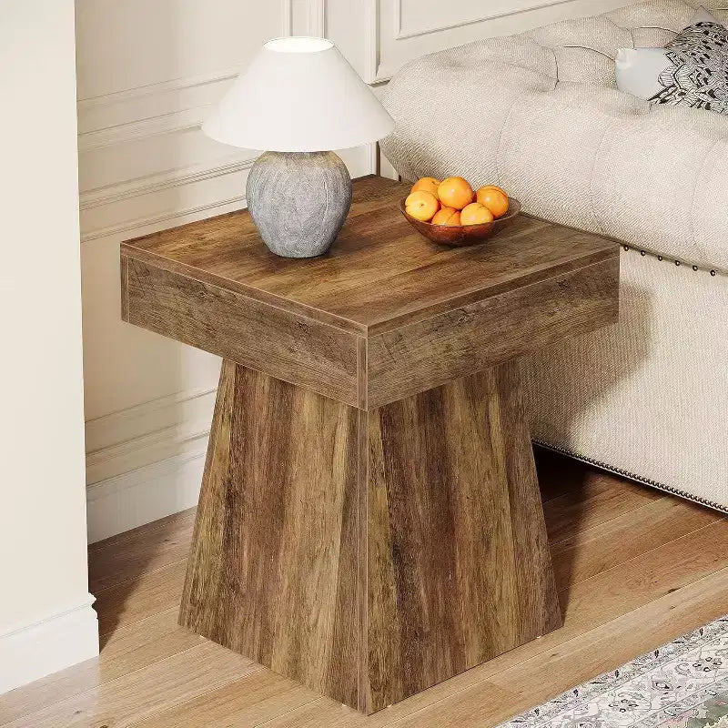 Petite table d'appoint, table d'appoint carrée rustique avec base large, table de chevet de style ferme, à côté du fauteuil